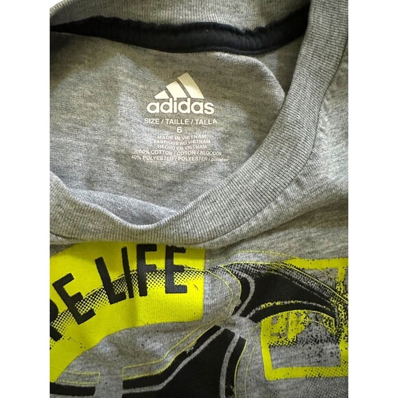 Adidas Soccer Tee size 6 yrs - Picture 4 of 4
